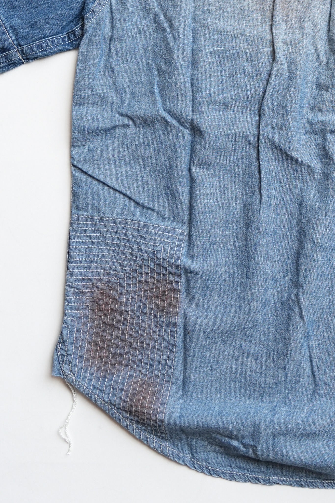 COTTON CHAMBRAY X DENIM DISTRESSED S/S VINTAGE SHIRT - CHAMBRAY