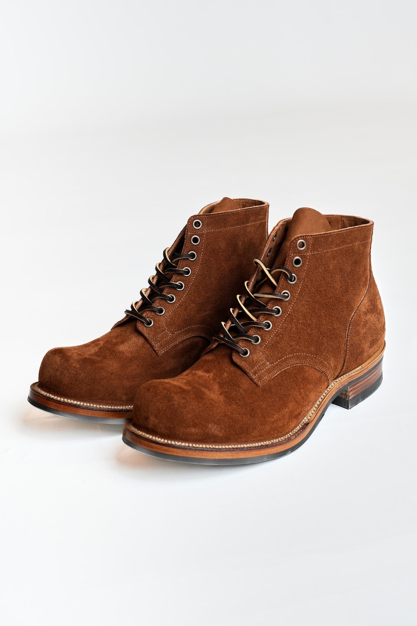 SB310 HRWN - Washed Brown Waxed Flesh
