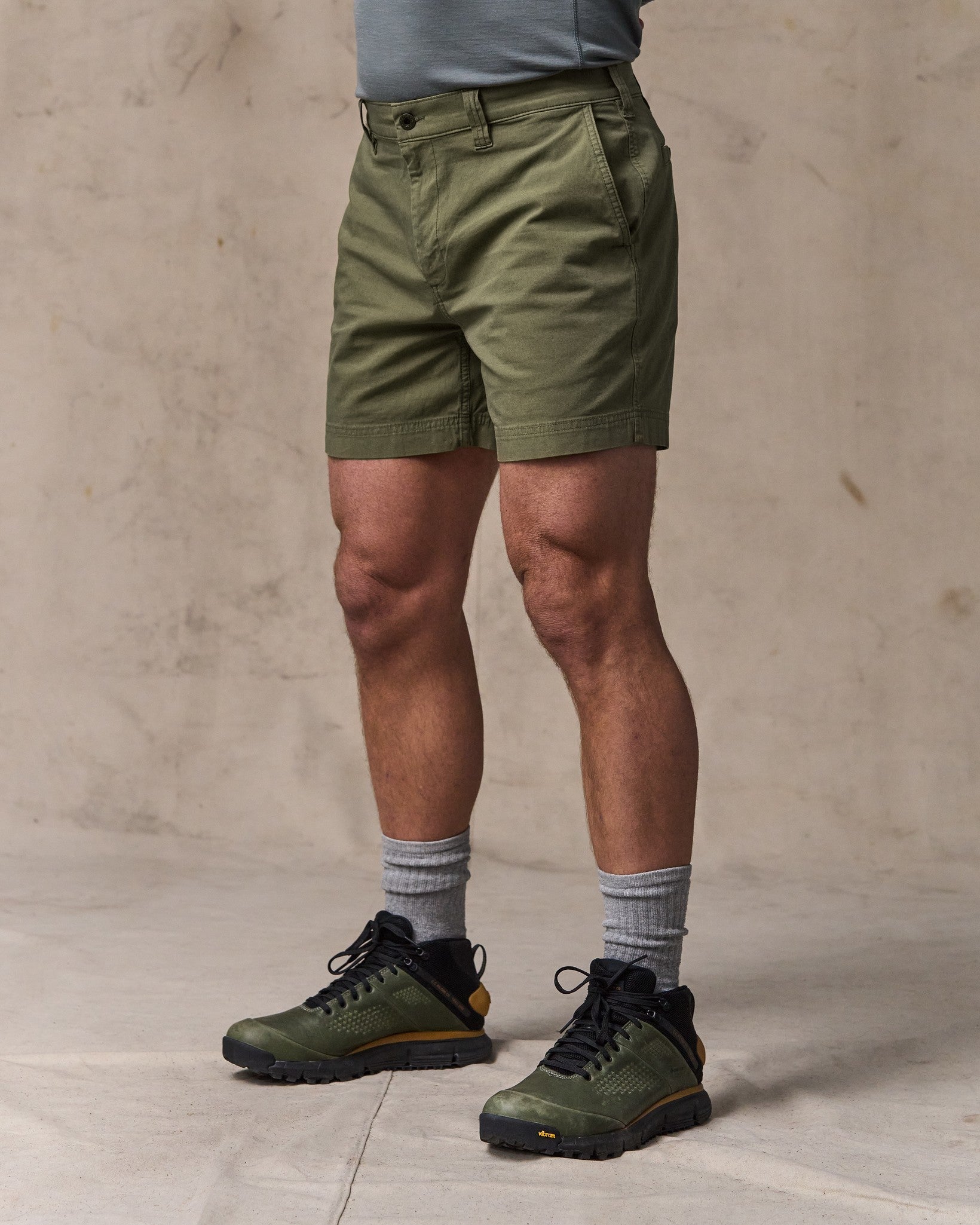 GRANITE MOUNTAIN 6" SHORTS - BURNT OLIVE