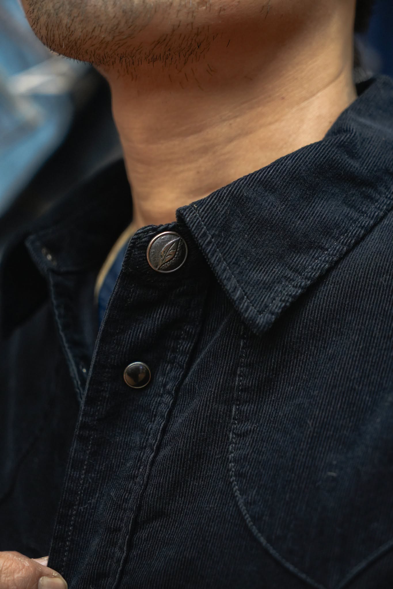 2236-IDBK Indigo Corduroy Curved Pocket Shirt - INDIGO X BLACK