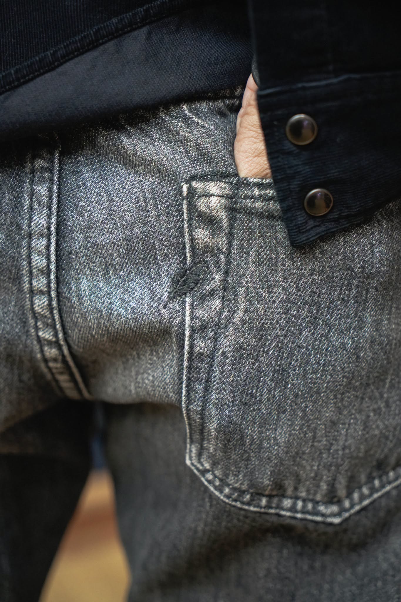 USED-003-BK 14oz Natural Wash Denim Regular Straight - BLACK