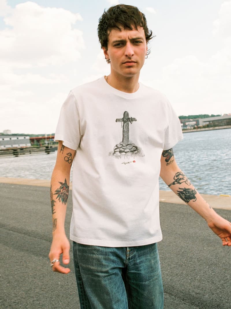 ROY GRAVE CROSS T-SHIRT - OFFWHITE