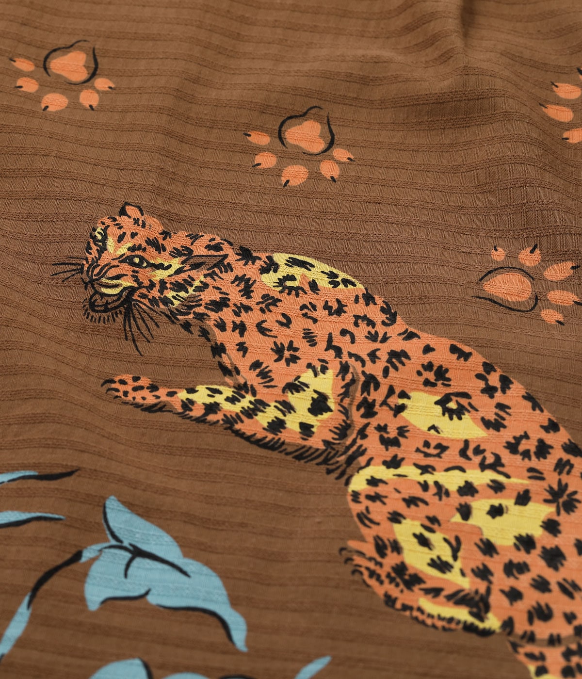 SH39720 DOBBY COTTON OPEN SHIRT LEOPARD - BROWN