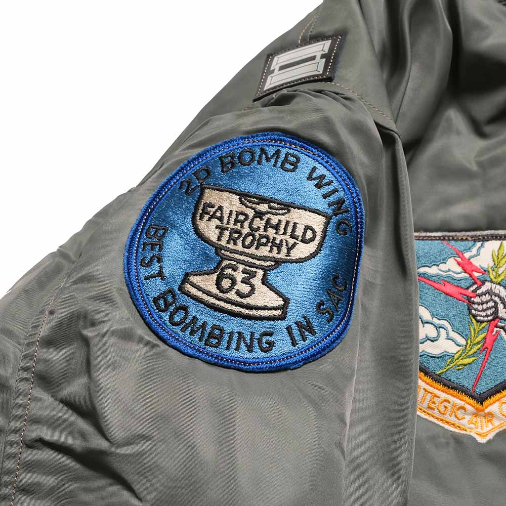 BR15994 Type MA-1 - ALBERT TURNER & CO., INC. - 96th BOMB.SQ. - SAGE GREEN