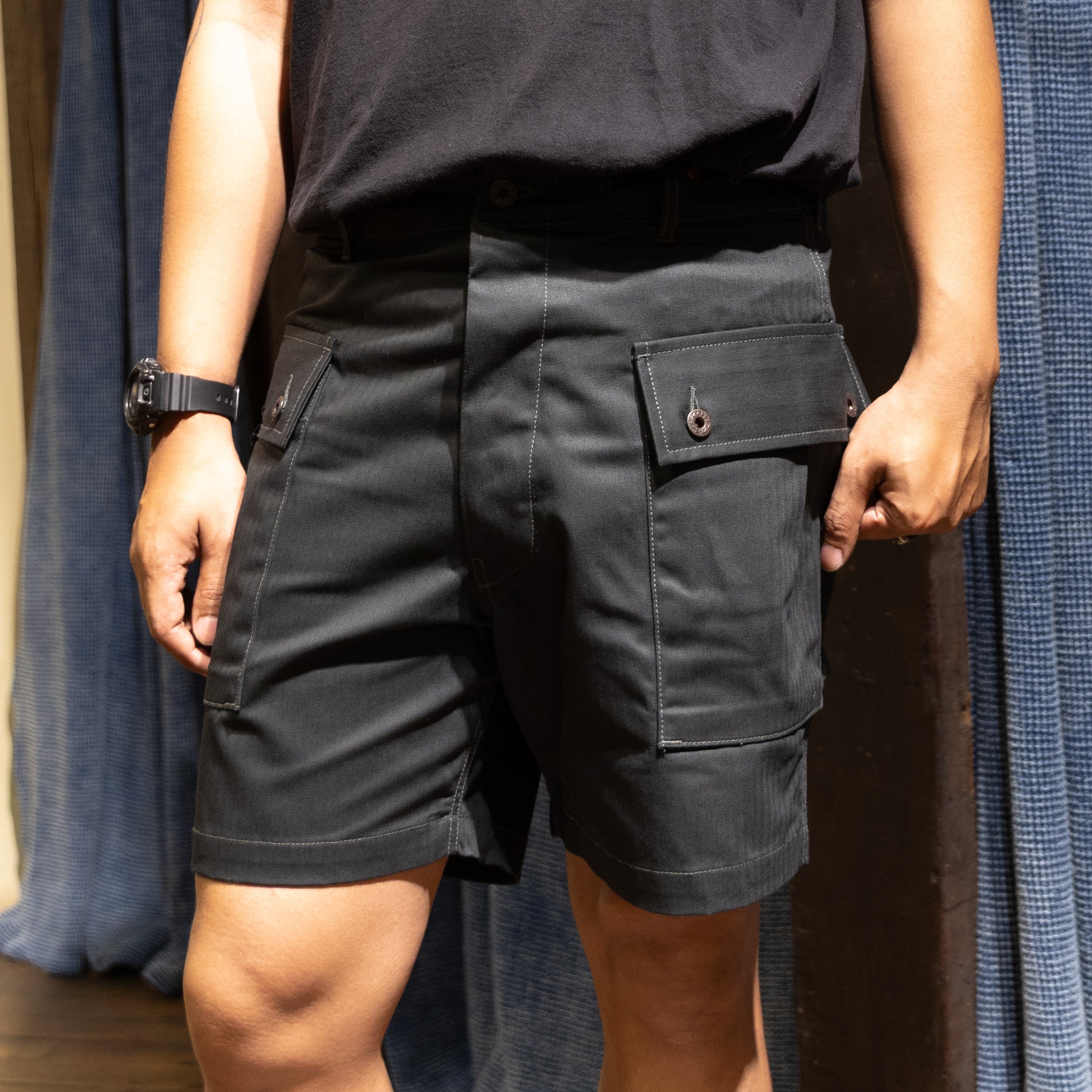 Short Monkey Pants - BLACK HBT