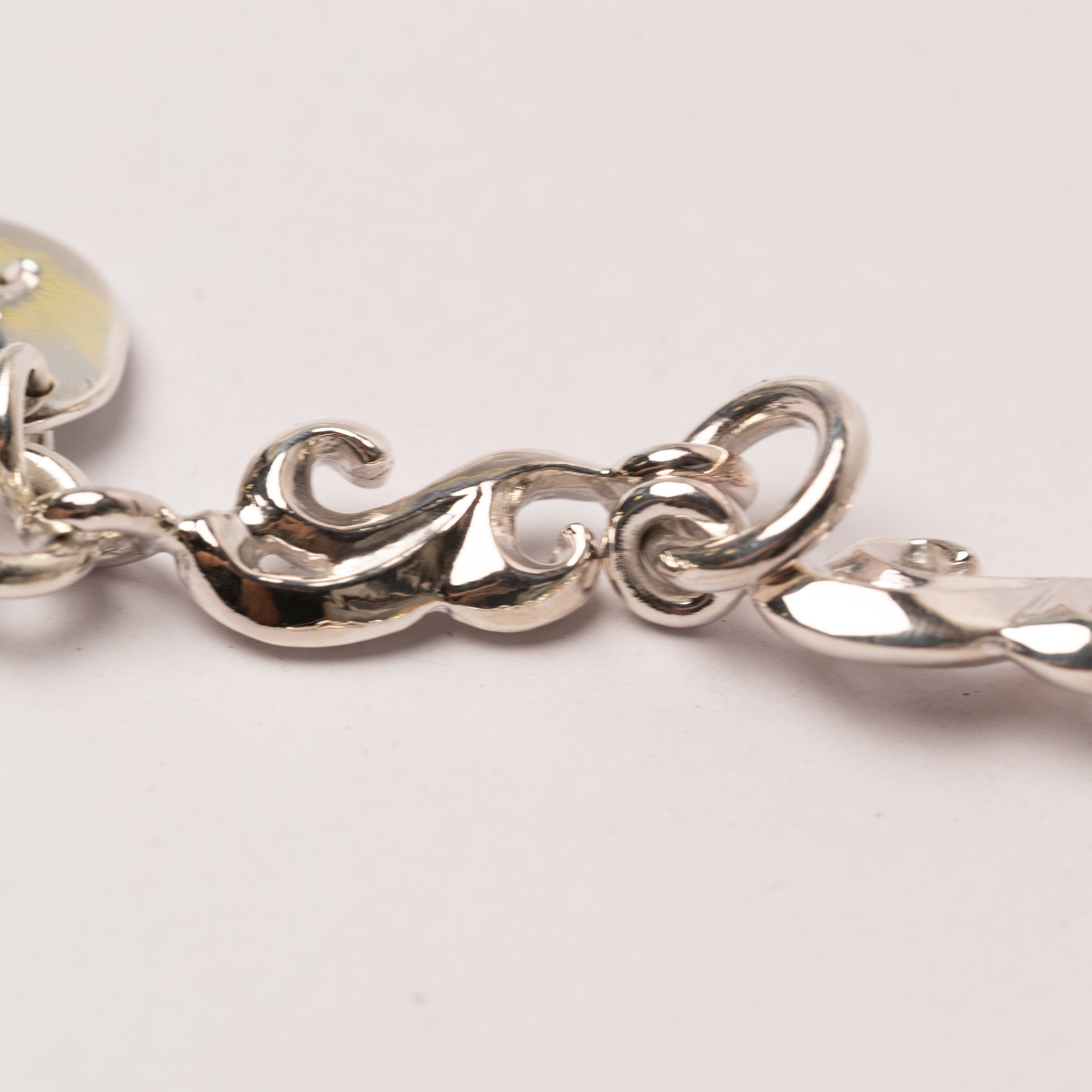 BR-053L Embossed arabesque chain bracelet (L)