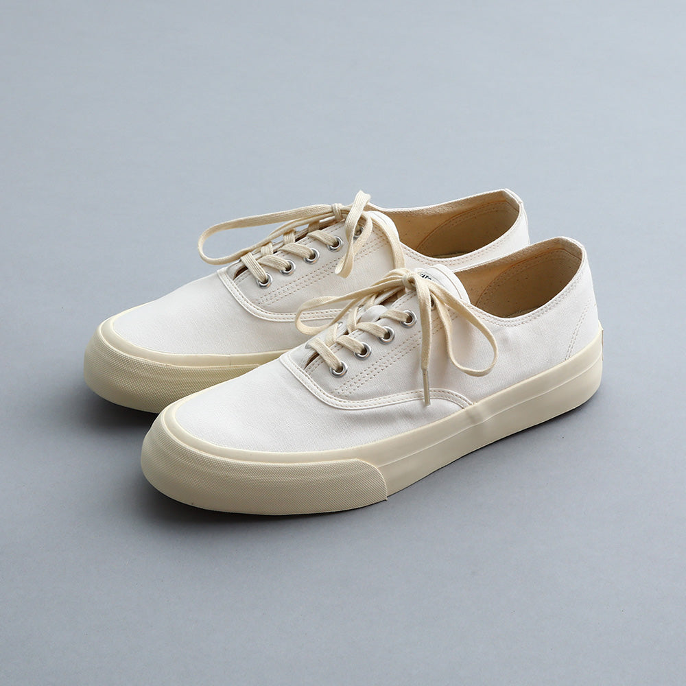 D-01 - WHITE