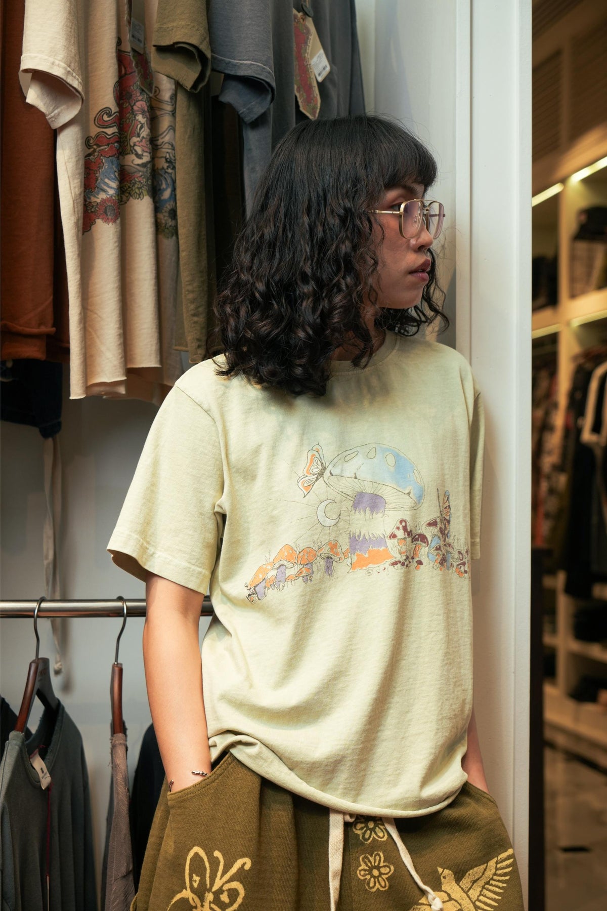 SHROOMIE RAW HEM TEE - KIWI