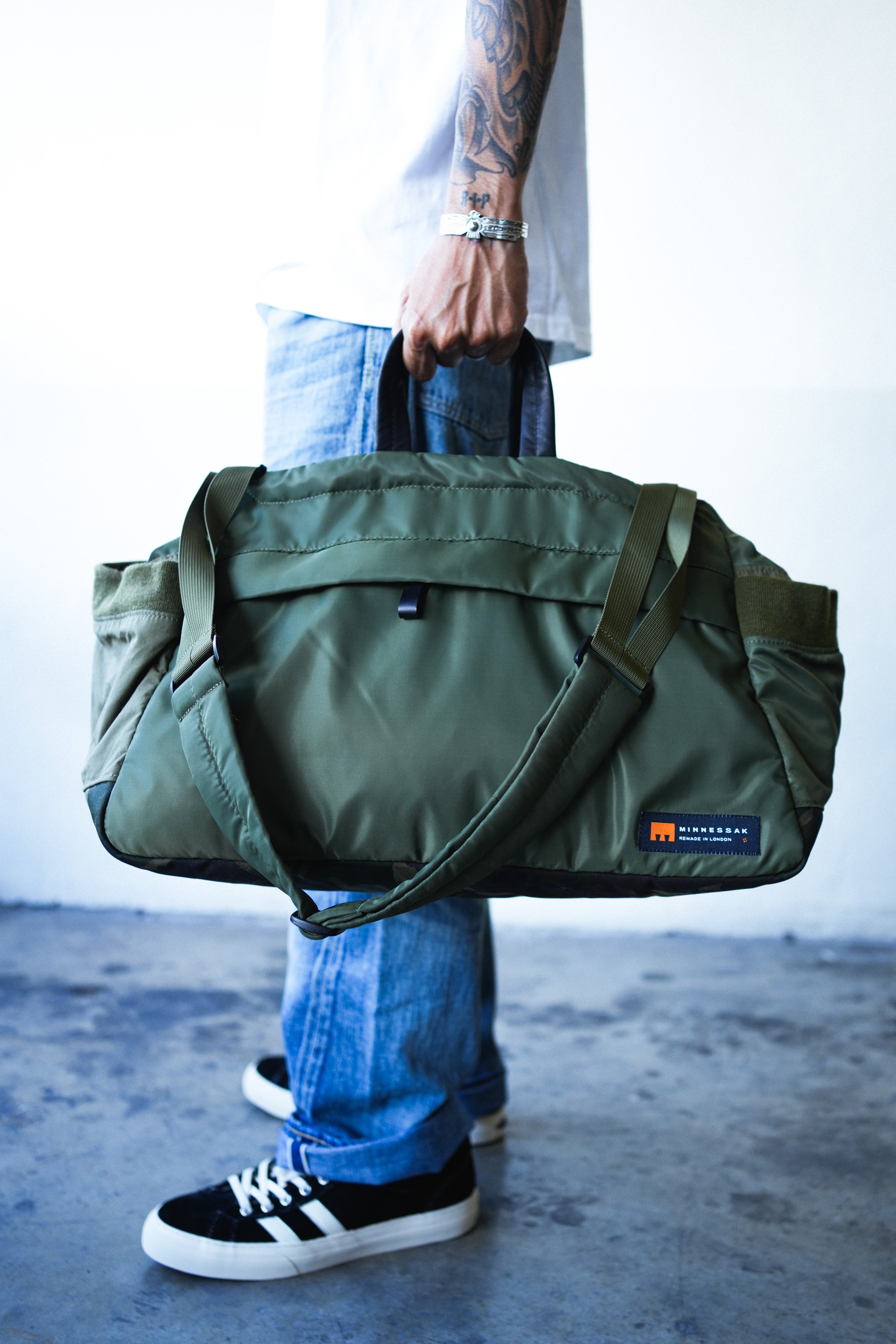 JUST TRAVEL - OLIVE/CAMO
