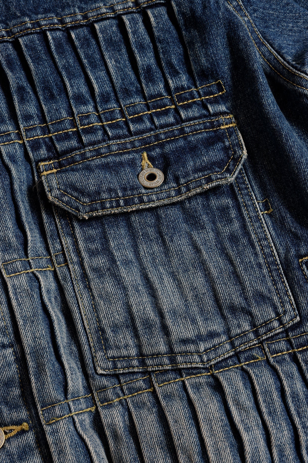 DENIM PLEATED JACKET 3YR WASH (FA26) - INDIGO