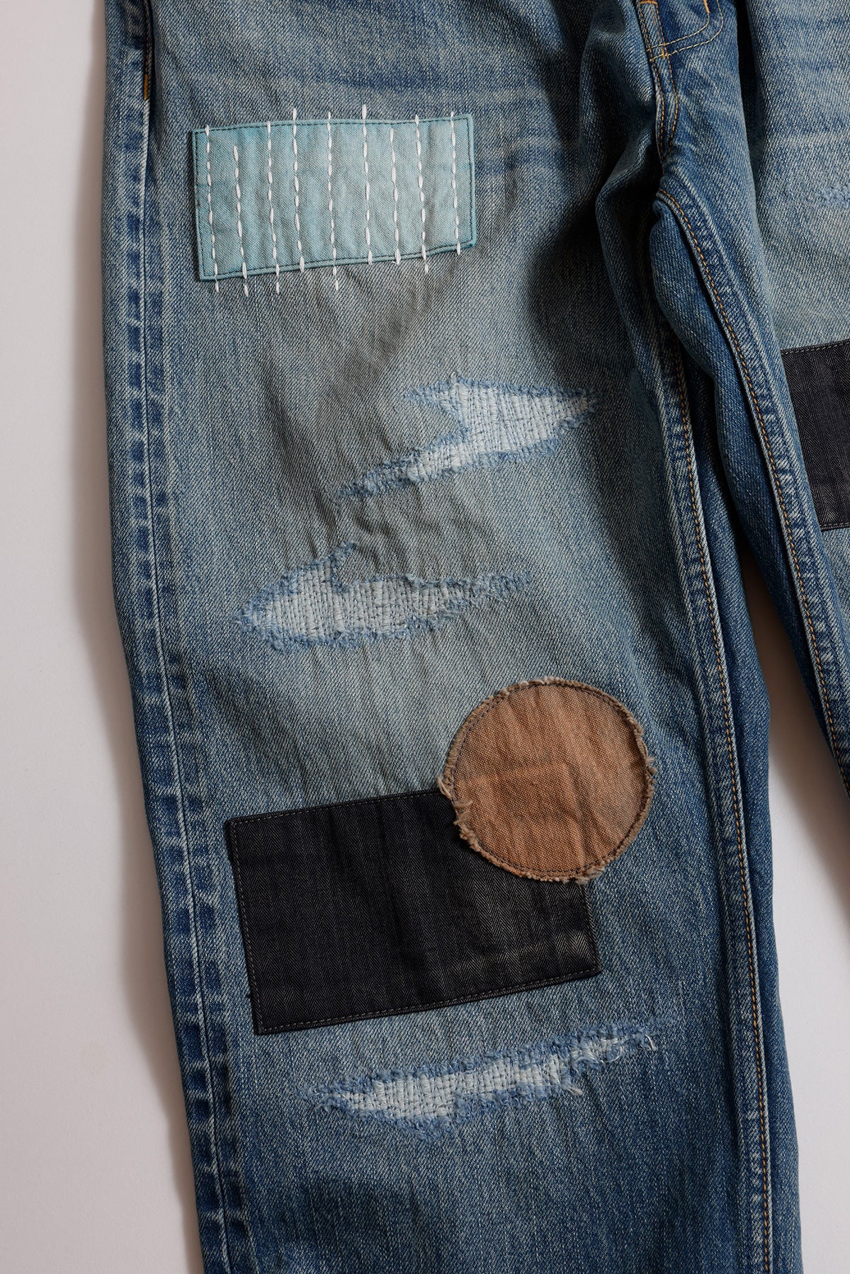 CLASSIC STRAIGHT DENIM CS134 (FA26) - INDIGO