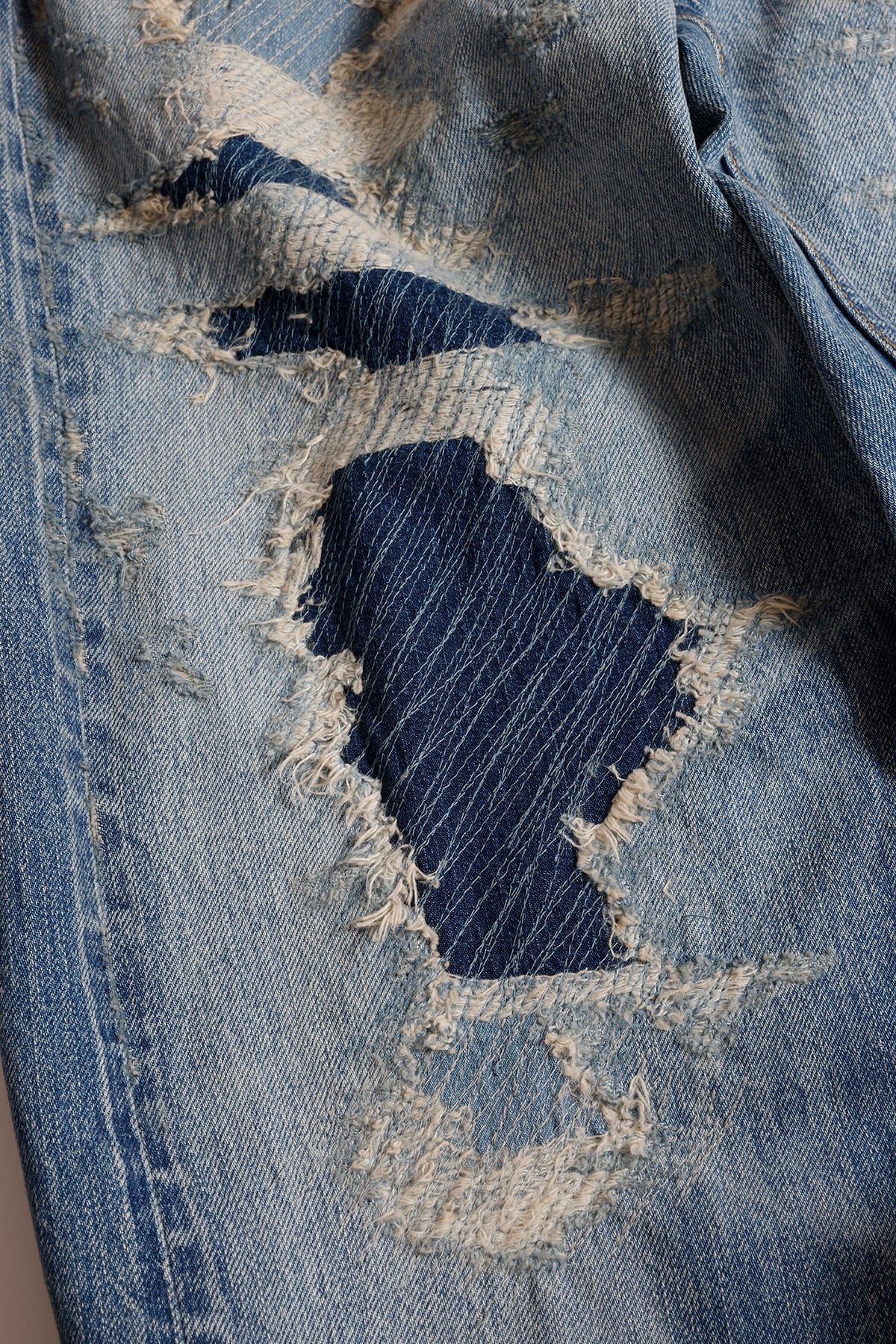CLASSIC STRAIGHT DENIM CS136 (FA26) - INDIGO