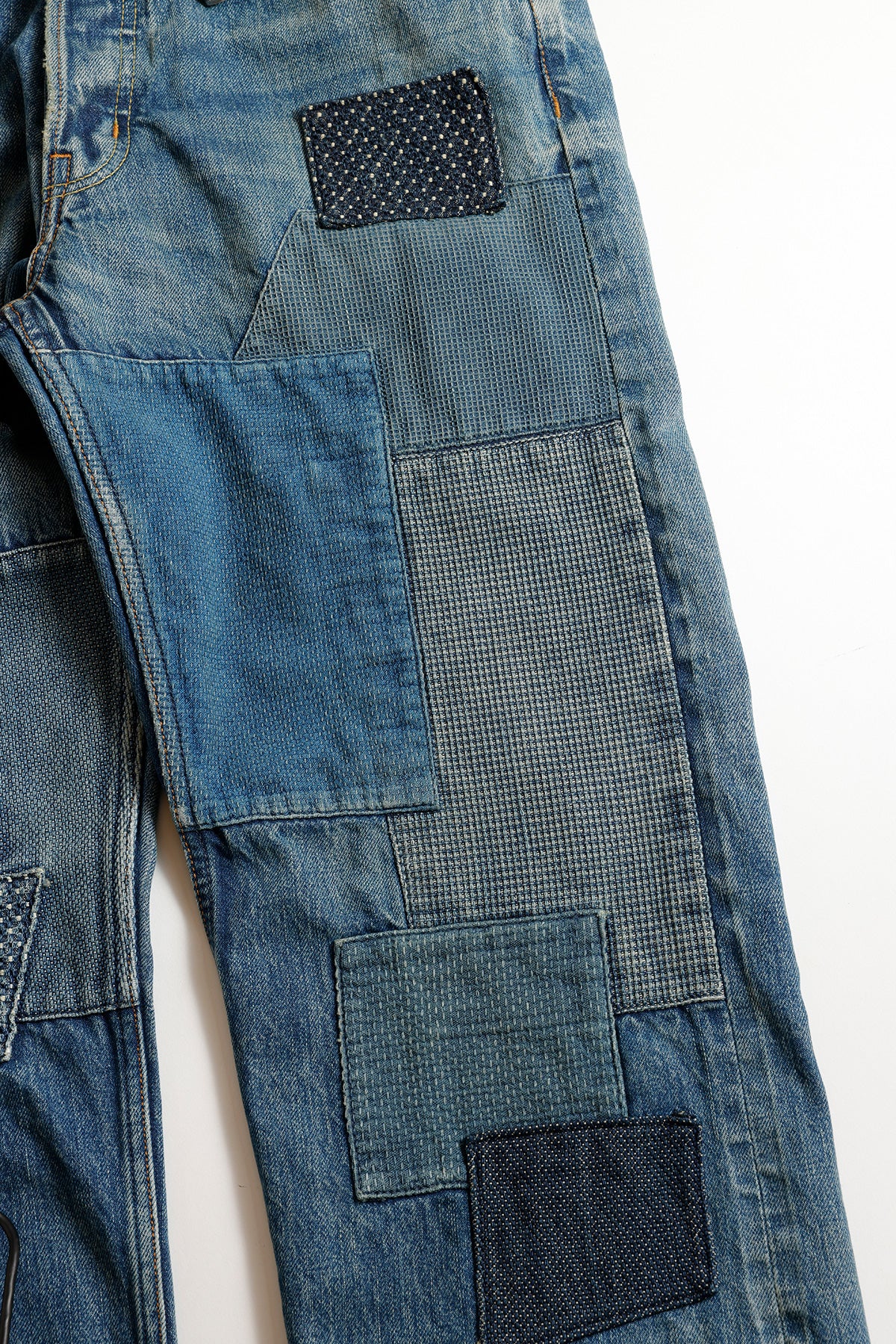 CLASSIC FIT DENIM CS127 (AW25) - INDIGO