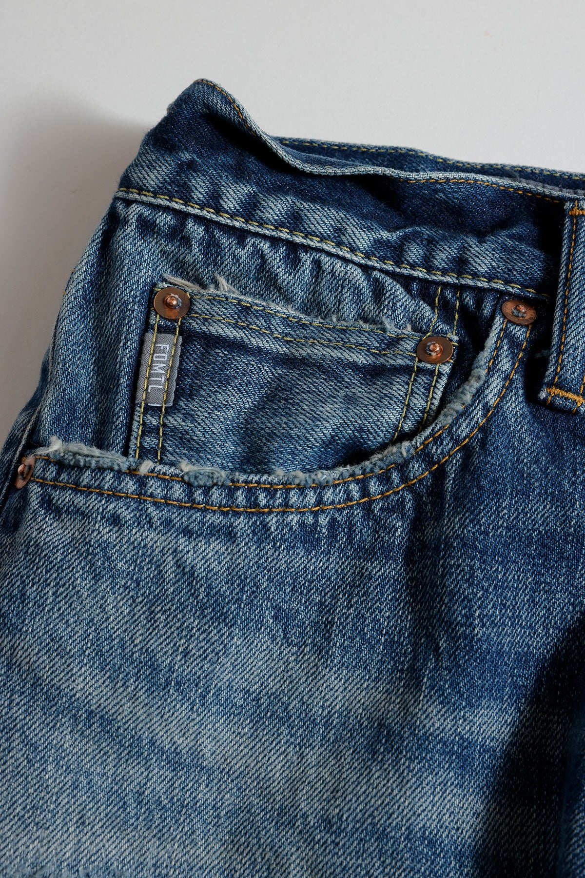 CLASSIC FIT DENIM CS128 (AW25) - INDIGO