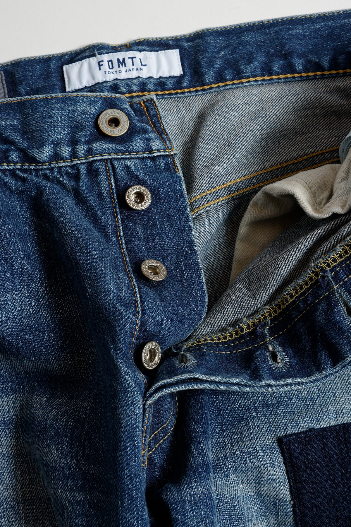CLASSIC FIT DENIM CS128 (AW25) - INDIGO