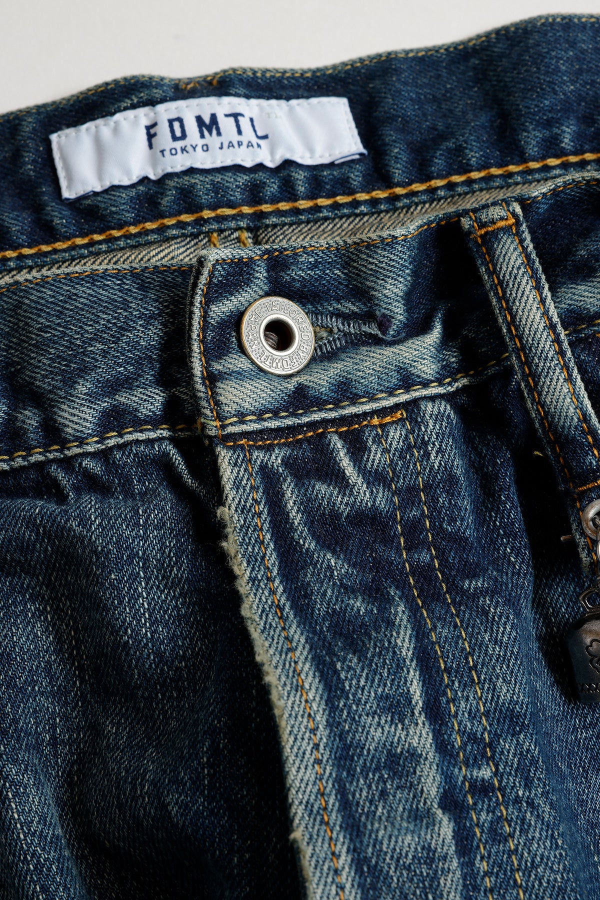 CLASSIC FIT DENIM CS129 (AW25) - INDIGO