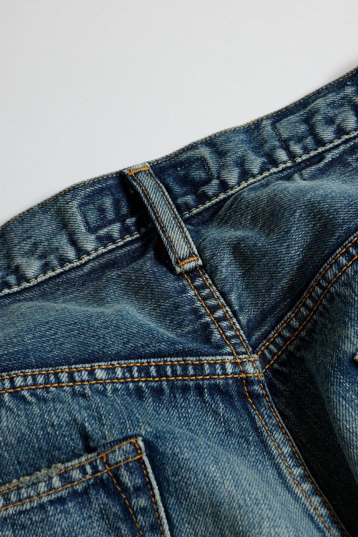 CLASSIC FIT DENIM CS129 (AW25) - INDIGO