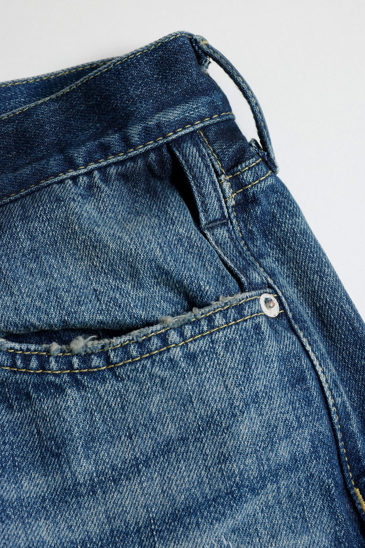 CLASSIC FIT DENIM CS130 (AW25) - INDIGO