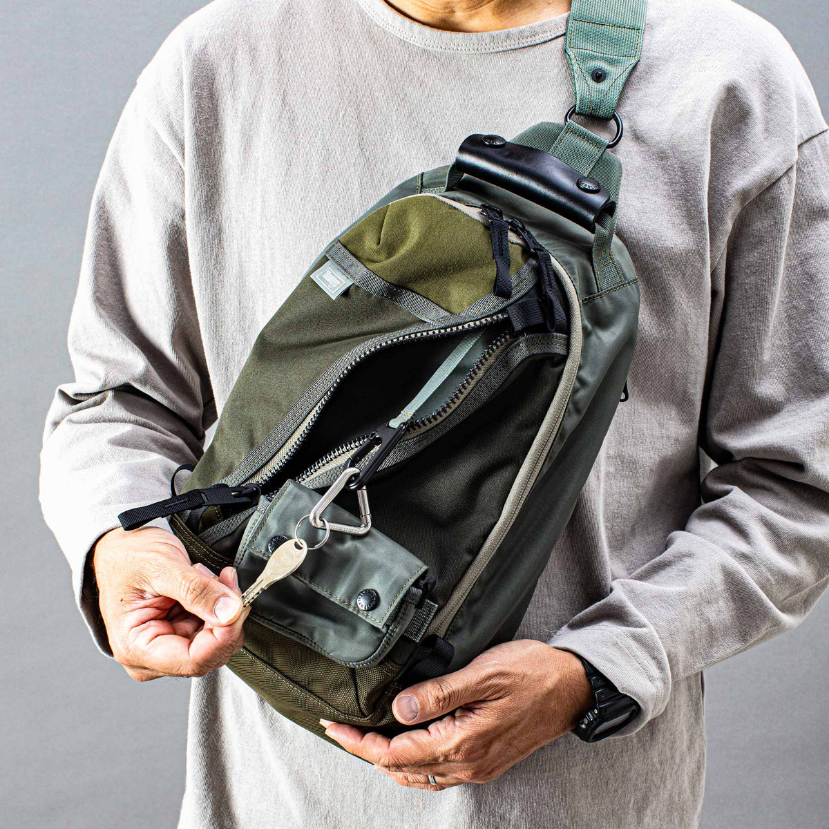 HGL-0188 ReLoad Sling Bag - SAGE GREEN