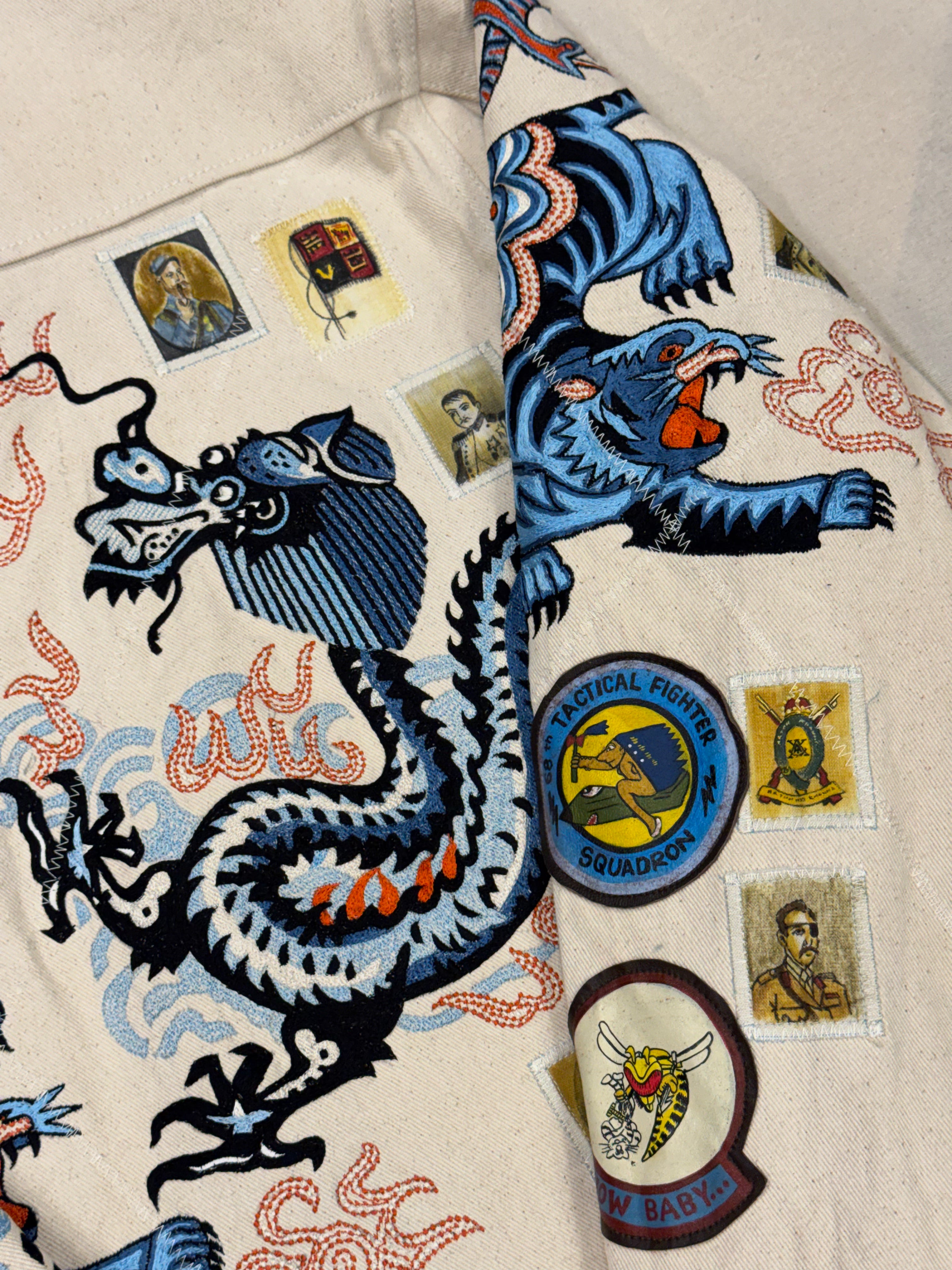 AK/PR/LOT3/JKT/047 Tribal Tiger & Dragon Denim Bomber Trucker Jacket - OFF-WHITE