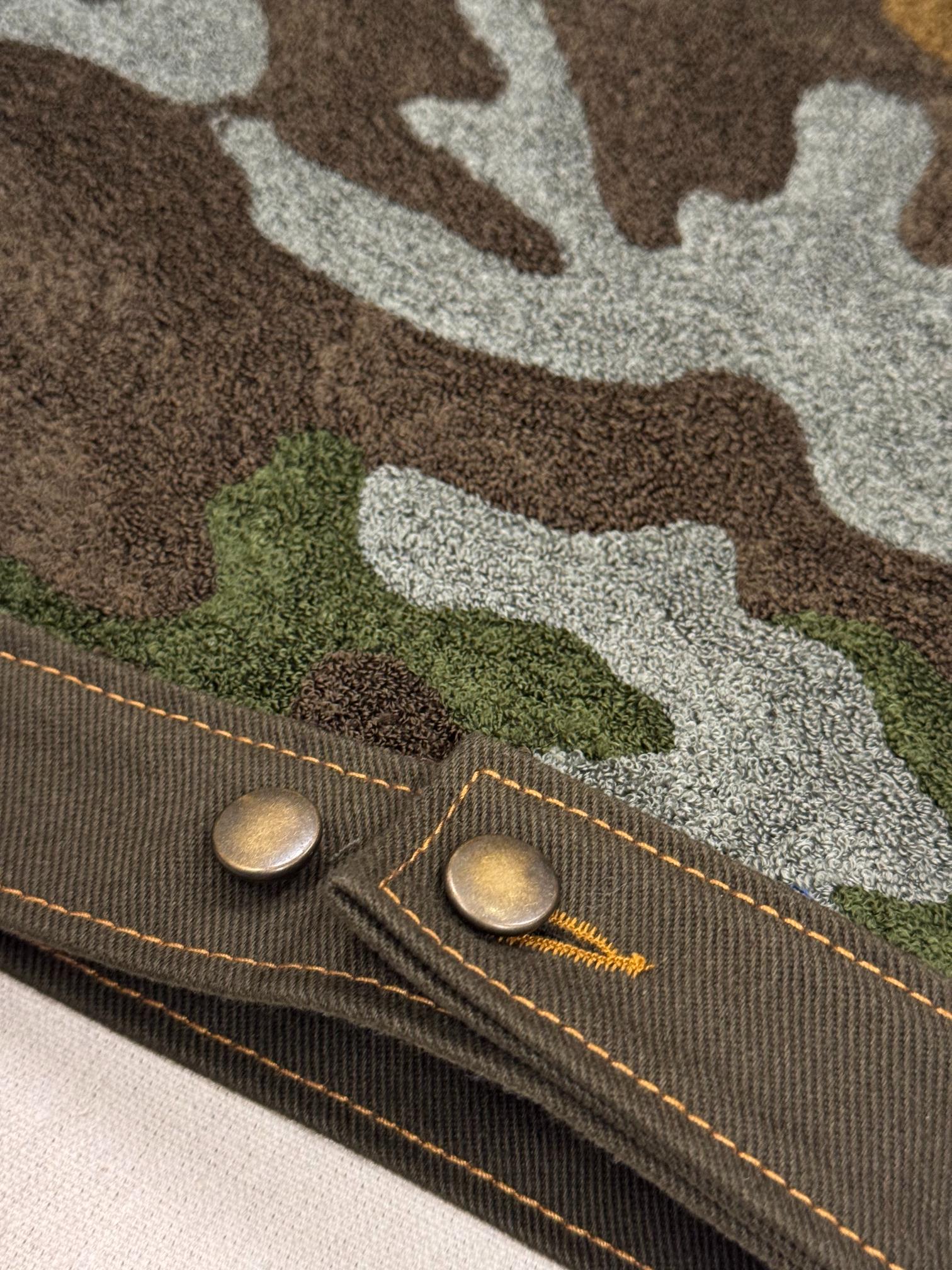 AK/PR/LOT4/JKT/062 Green Hand Chainstitch Embroidered Camo Denim Jacket - GREEN