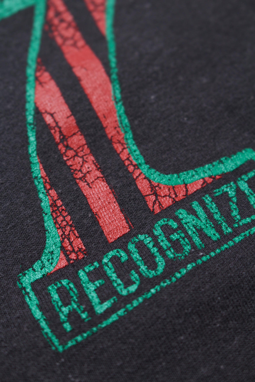 7 VINYL TEE AGED - BLACK
