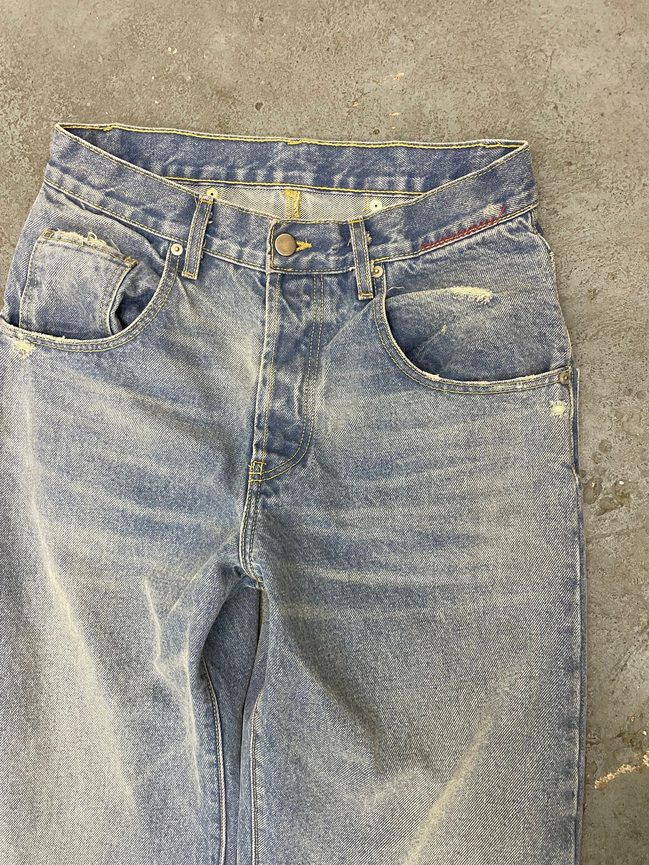 EVERYDAY DENIM - LIGHT WASH