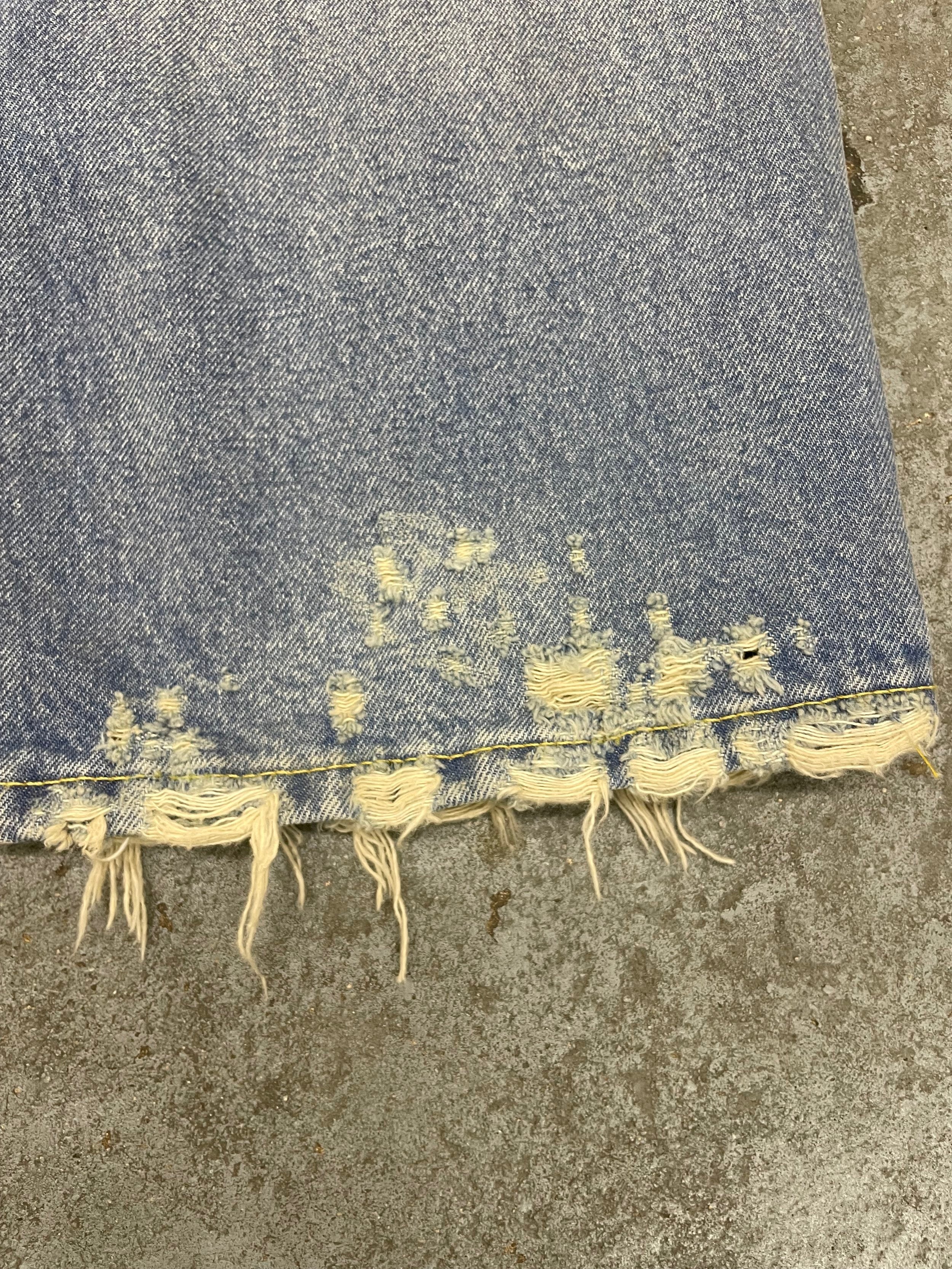 EVERYDAY DENIM - LIGHT WASH