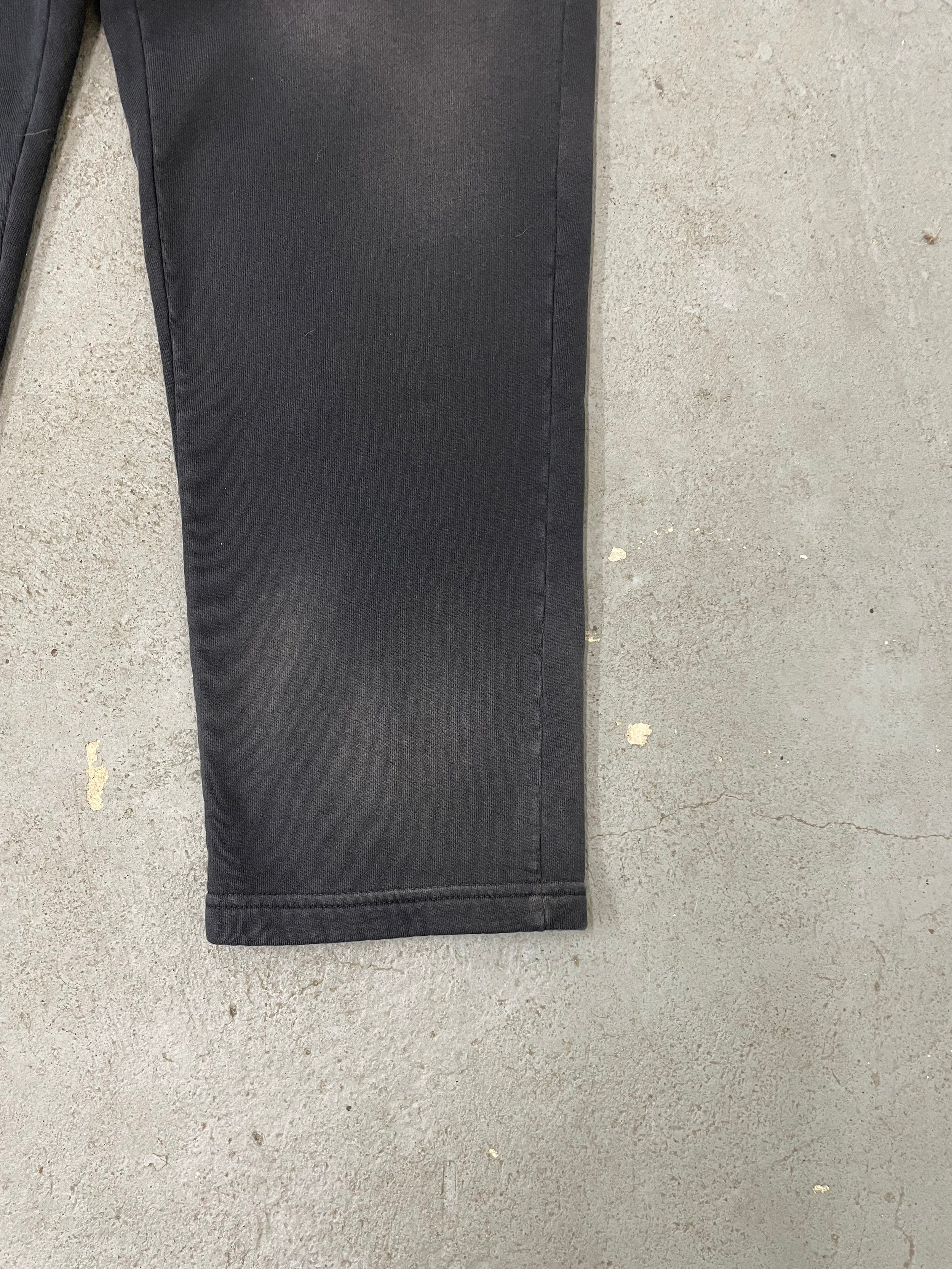 MOOJI SWEATS 02 - AGED BLACK