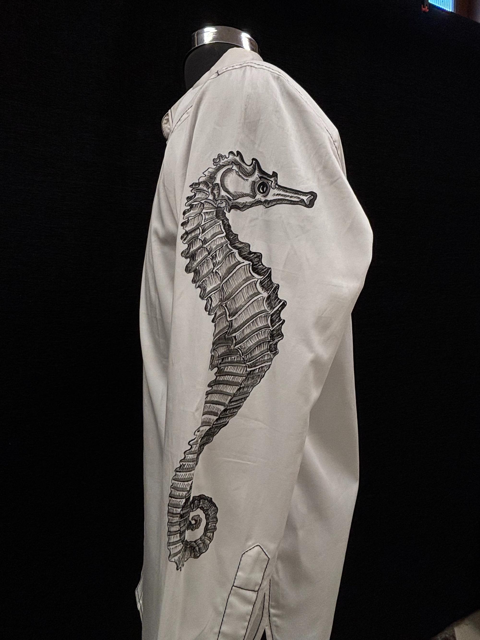 AK/PR/LOT2/SHRT063 Handpainted Seahorse on sleeves and black contrast stiching - WHITE