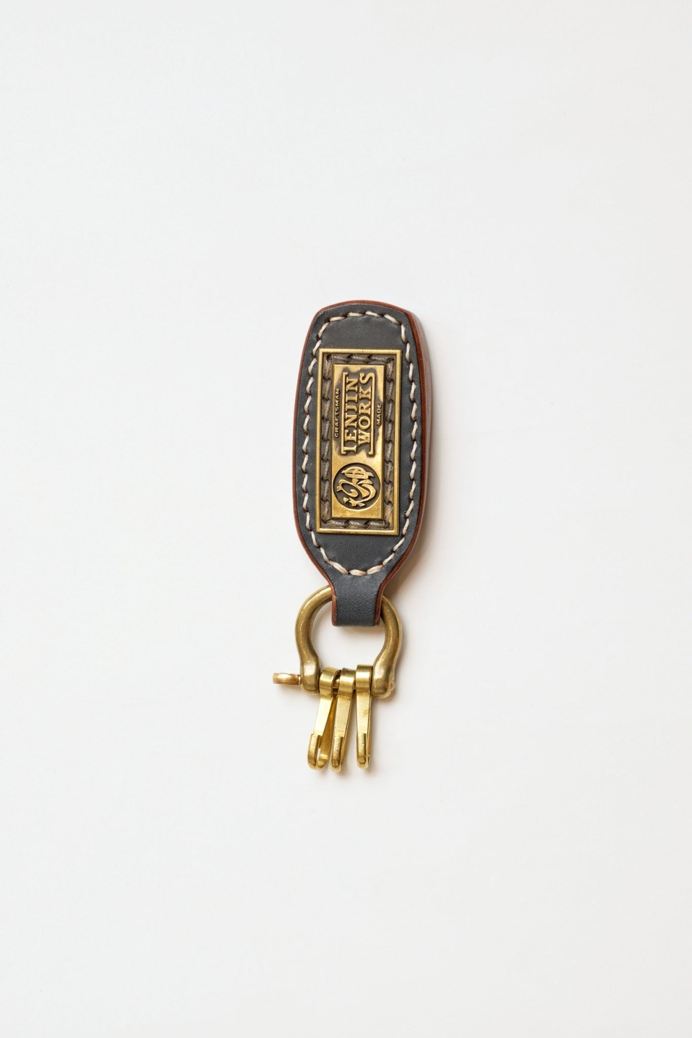 WALLETS & WALLET CHAINS