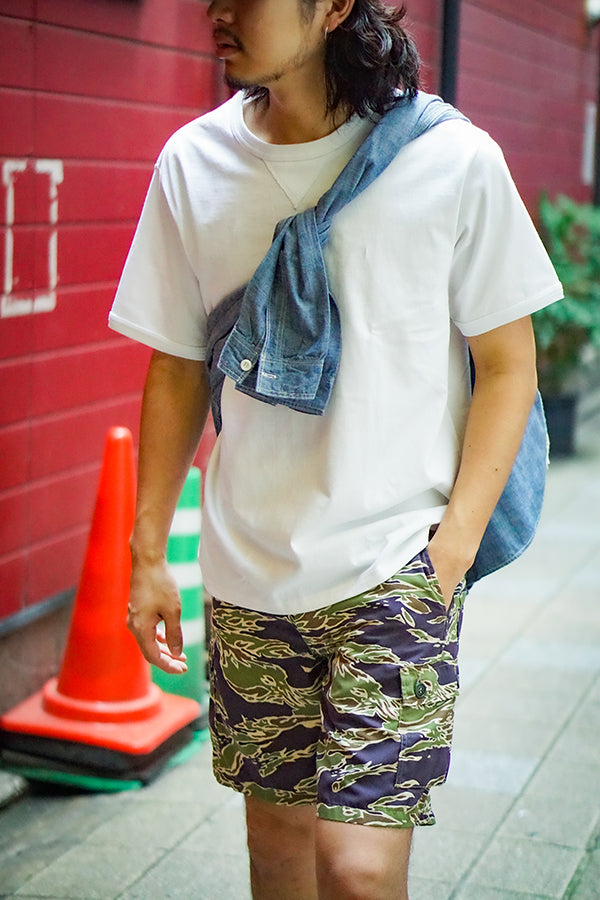 MC23020 GUSSET TEE - WHITE