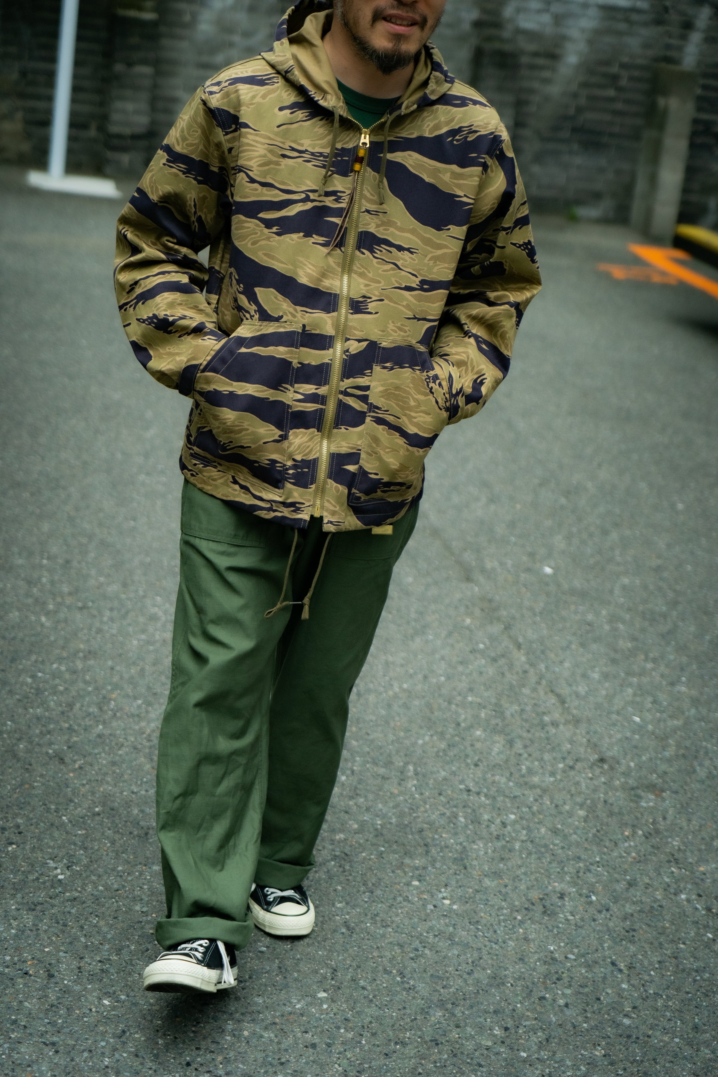 TIGER CAMOUFLAGE PARKA / ADVISOR - KHAKI