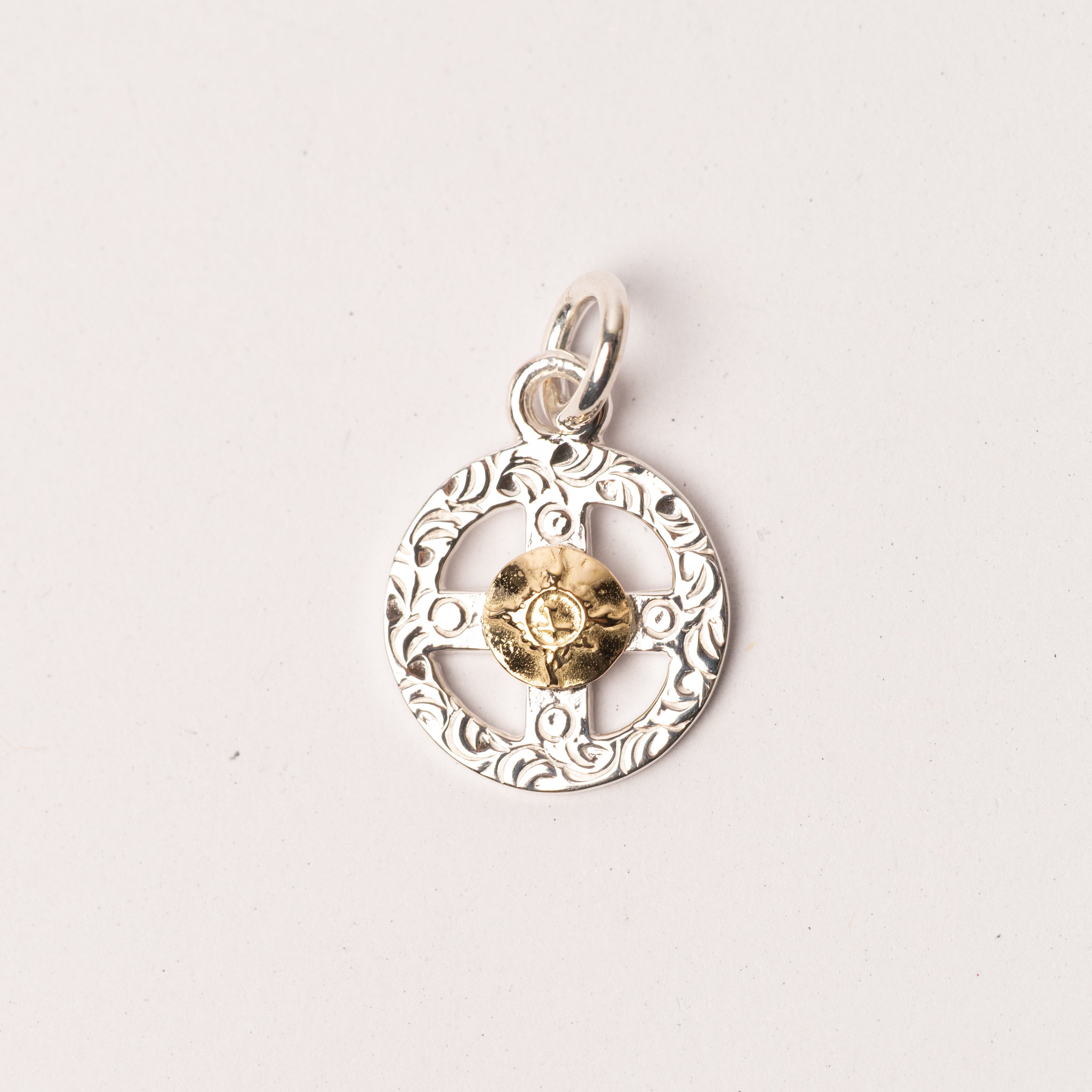 P-077 Medicine wheel metal with K18