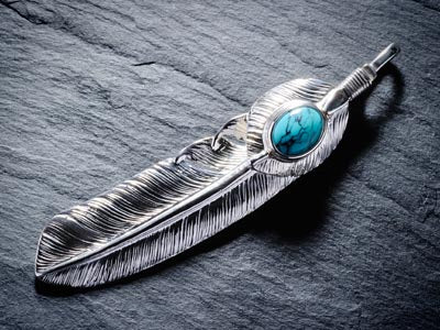 P-358L FEATHER WITH HEARTFEATHER WITH TURQUOISE