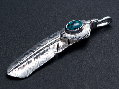 P-358R FEATHER WITH HEARTFEATHER WITH TURQUOISE