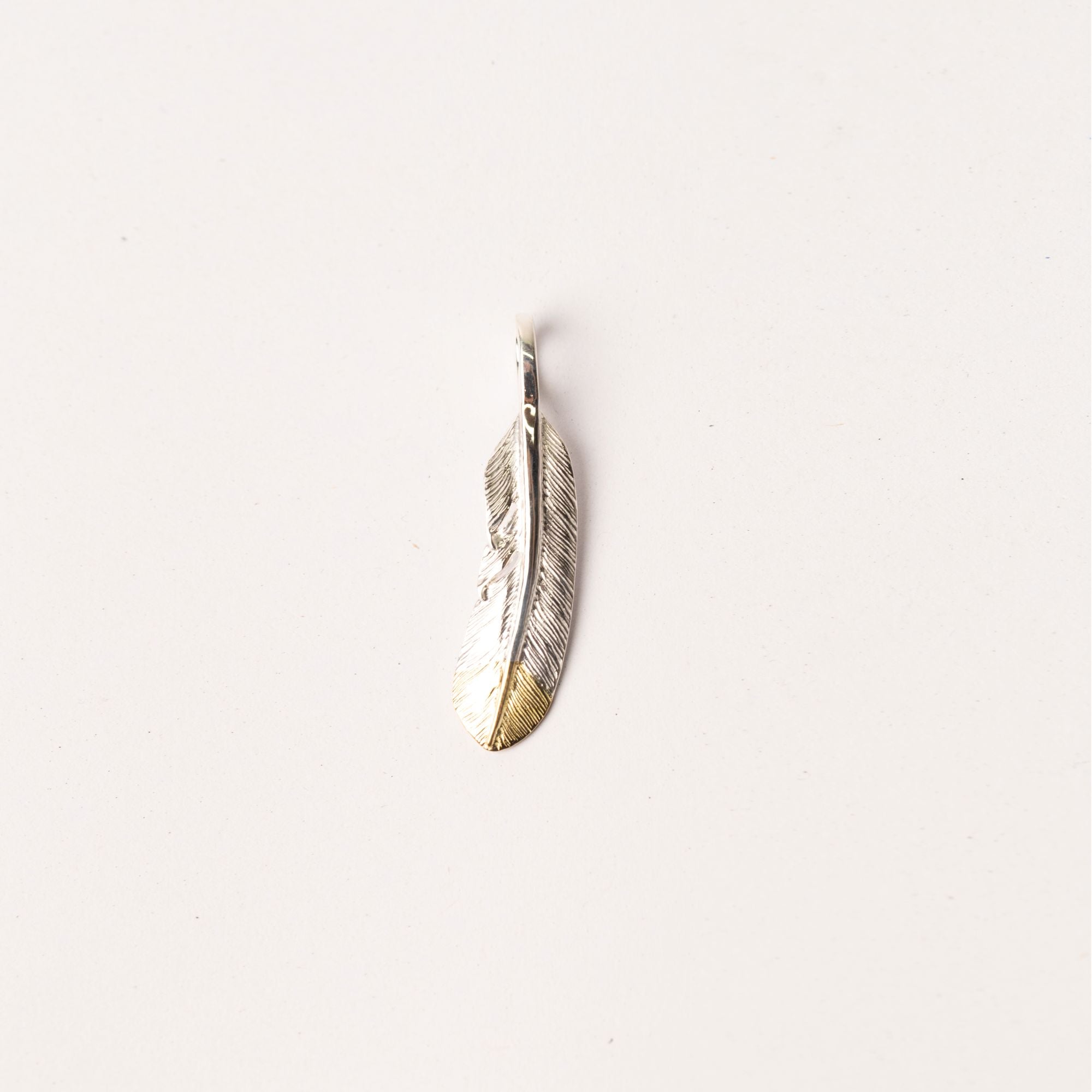P-500L Gold-tipped Feather (S)