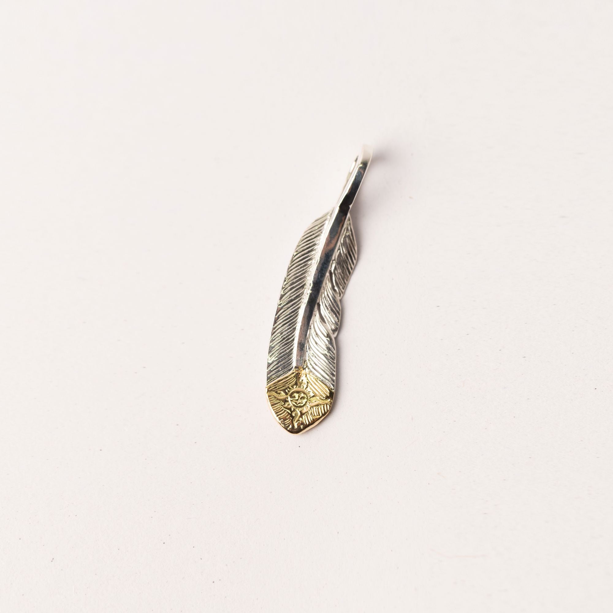 P-500L Gold-tipped Feather (S)