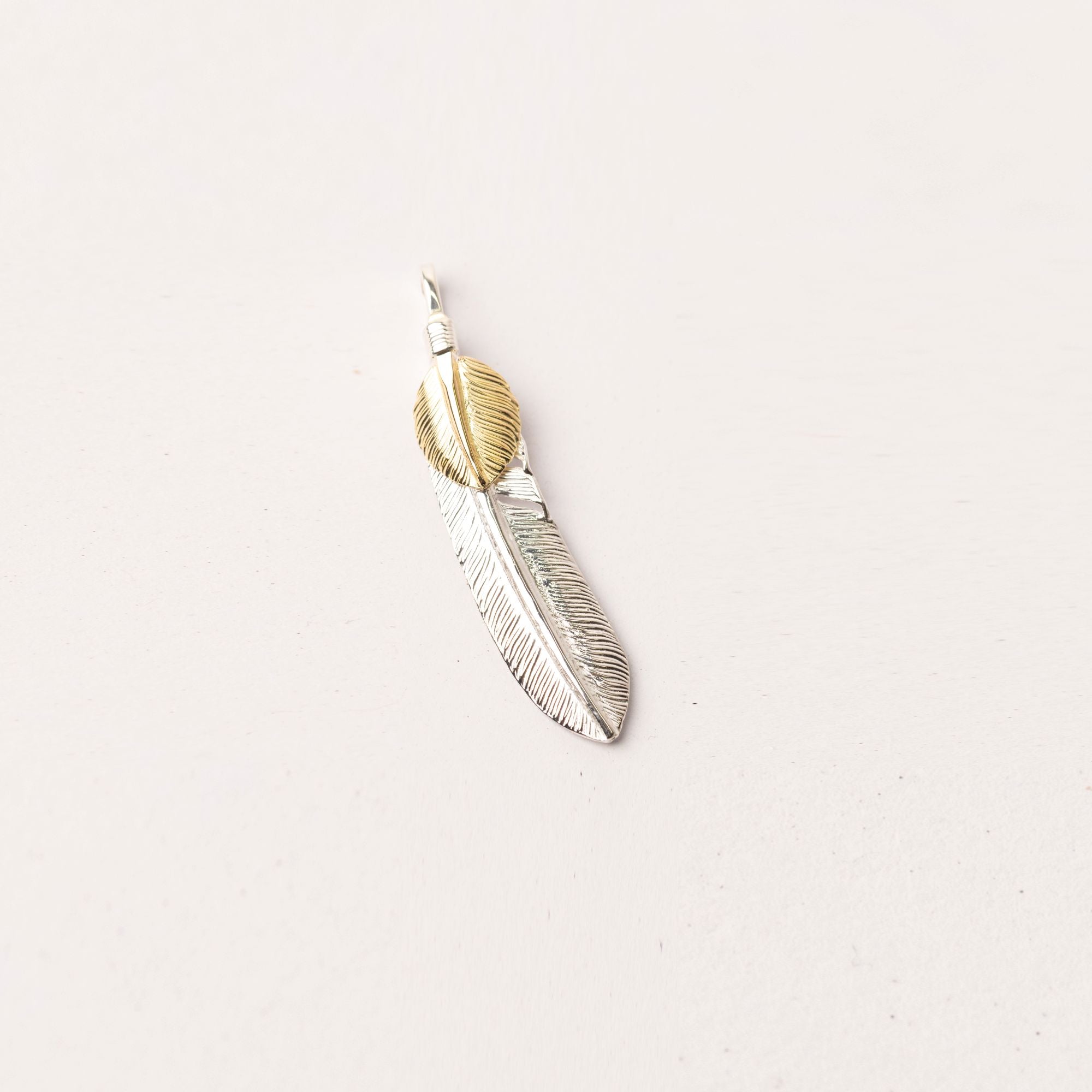 P-514R K18 Heart Feather Attached Feather (M)