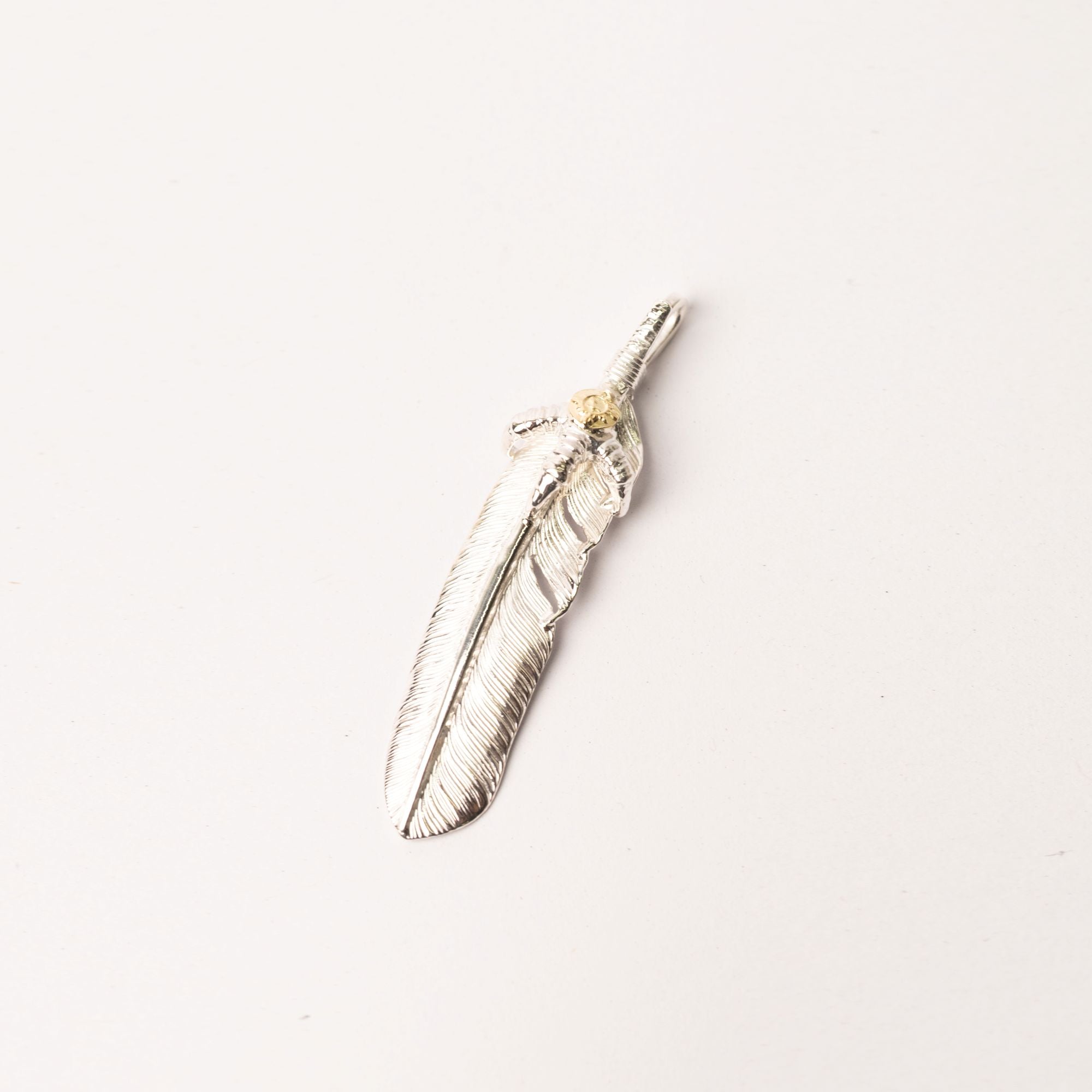P-568R K18 Eagle Glove with Feather (L)