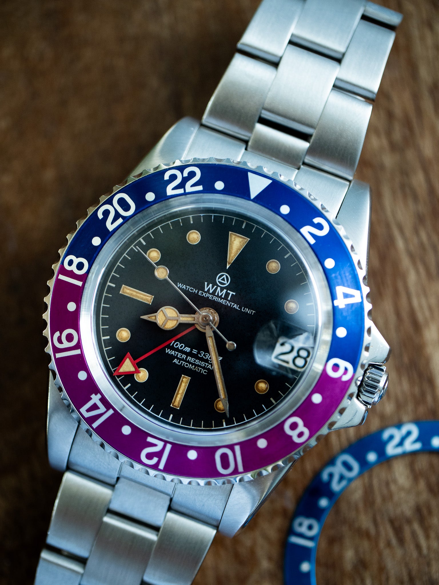 Sanford MKII - Interchangeable Bezel / Fuchsia & BlueBerry Bezel / Aged Edition / Metal Bracelet + Leather Strap Set