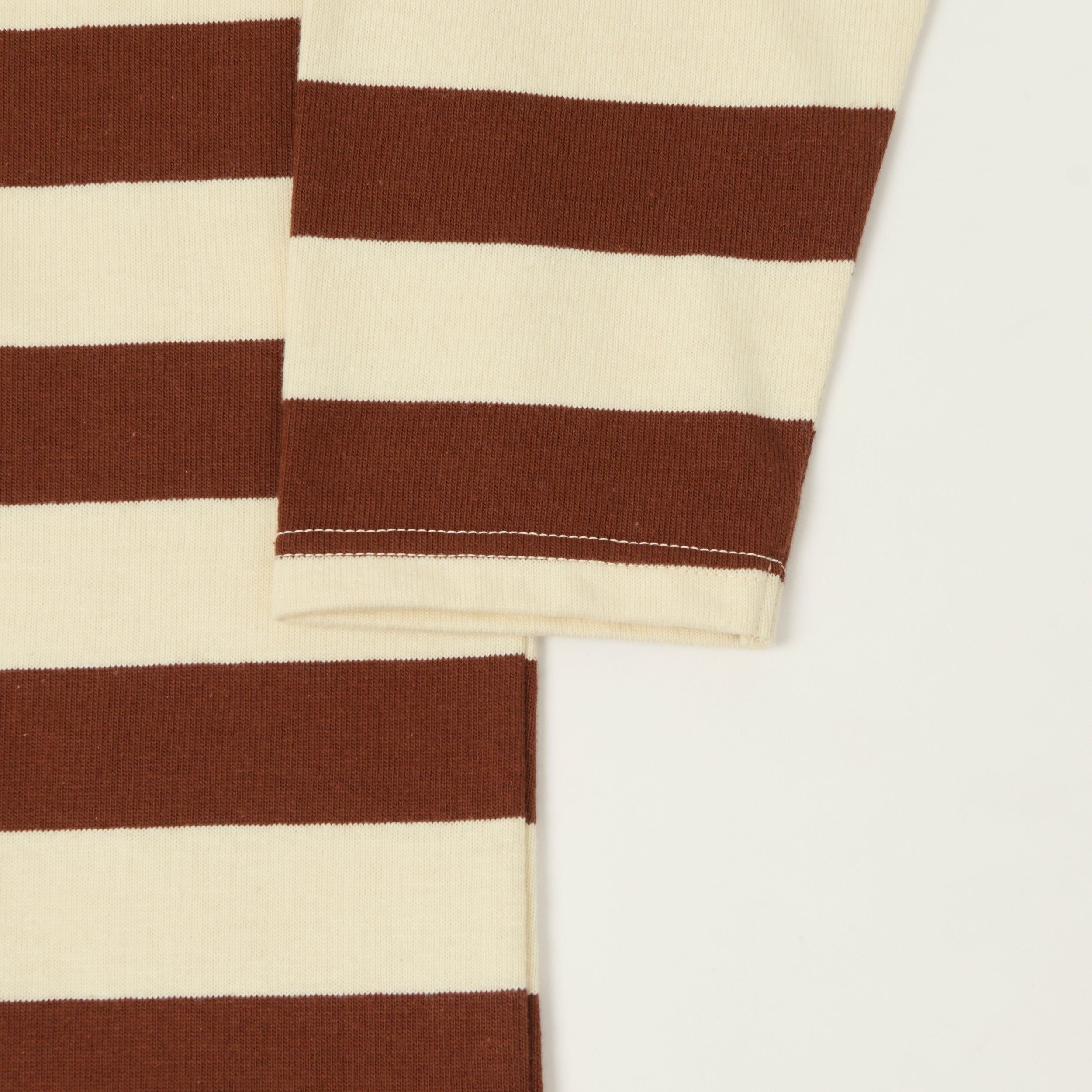 4051 7/8 SLEEVE 2-INCH BORDER TEE - BROWN/NATURAL