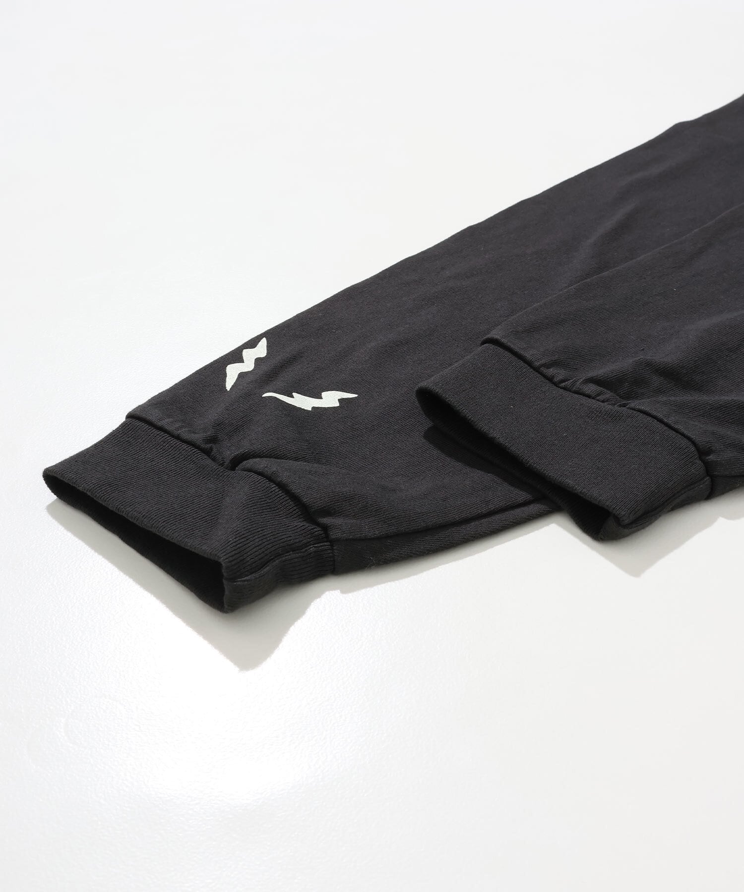 GS2529967 16/-LS SLIT VMC PT CREW - BLACK