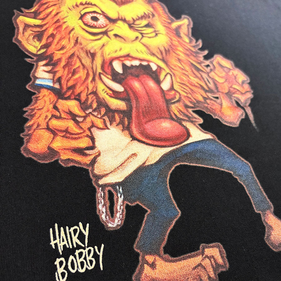 "Hairly Bobby" TEE S/S - BLACK