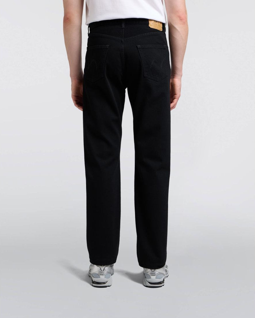 EU04Z-401 REGULAR STRAIGHT - BLACK UNWASHED