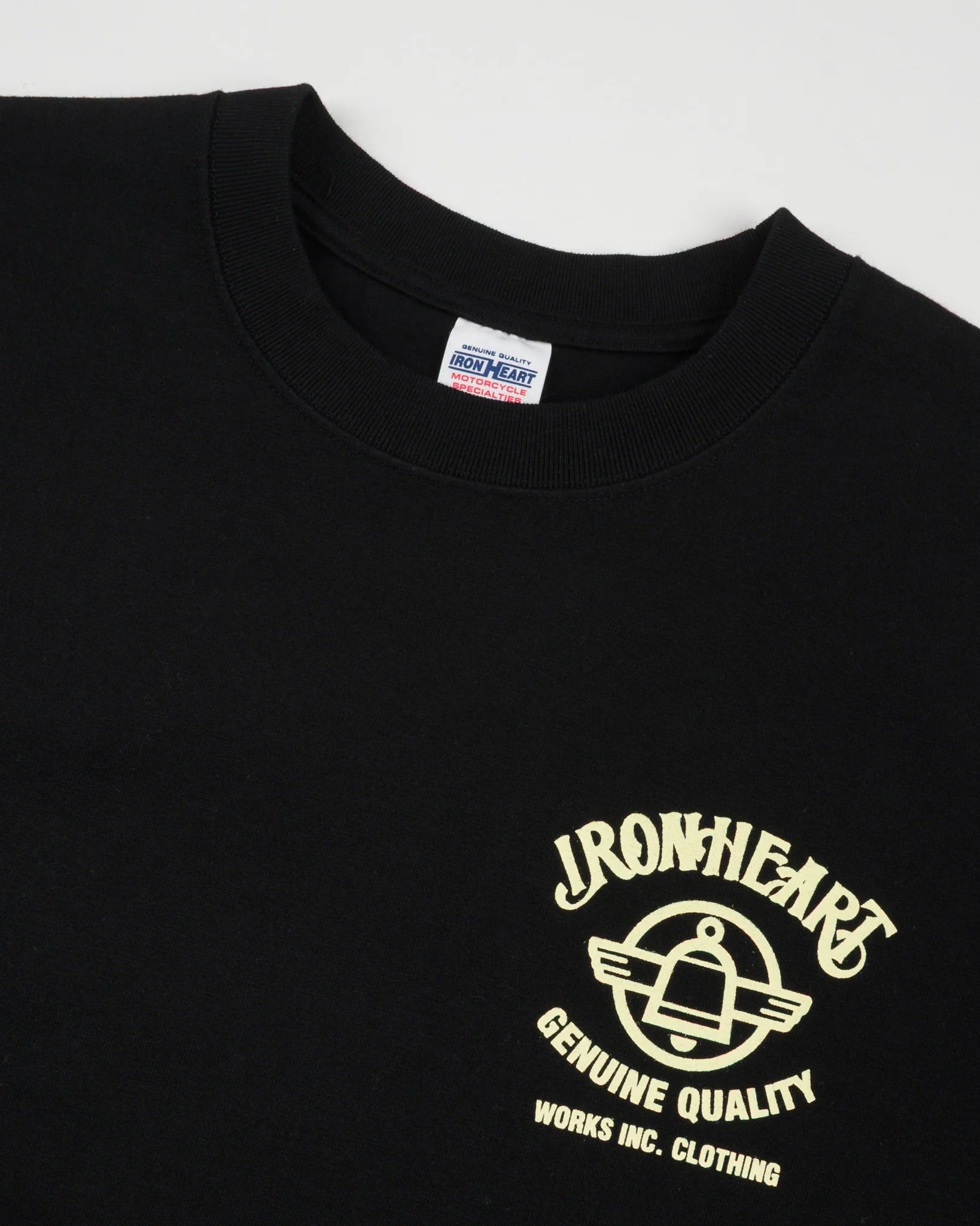 IHT-2603-BLK 7.5OZ PRINTED LOOPWHEEL CREW NECK T-SHIRT - BLACK