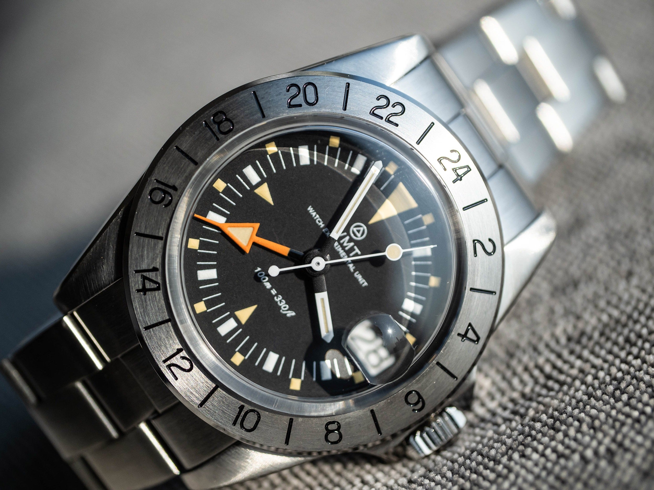 EMBER MKII - BLACK DIAL