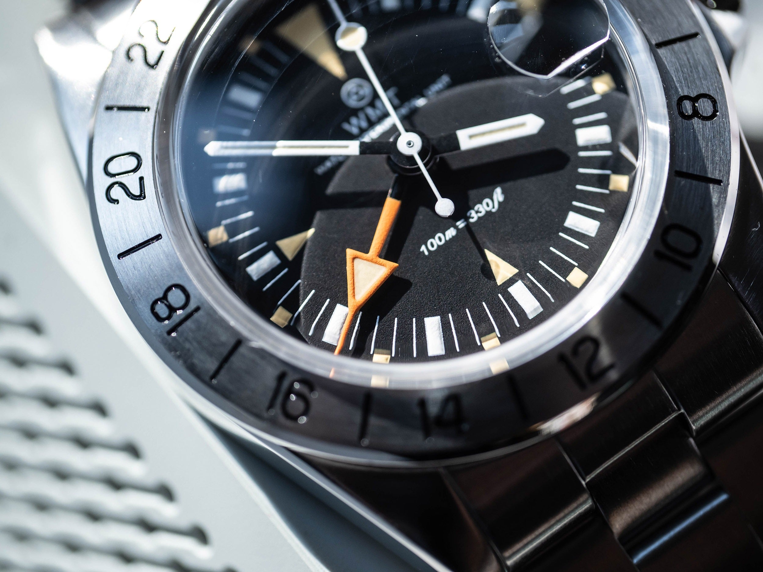 EMBER MKII - BLACK DIAL