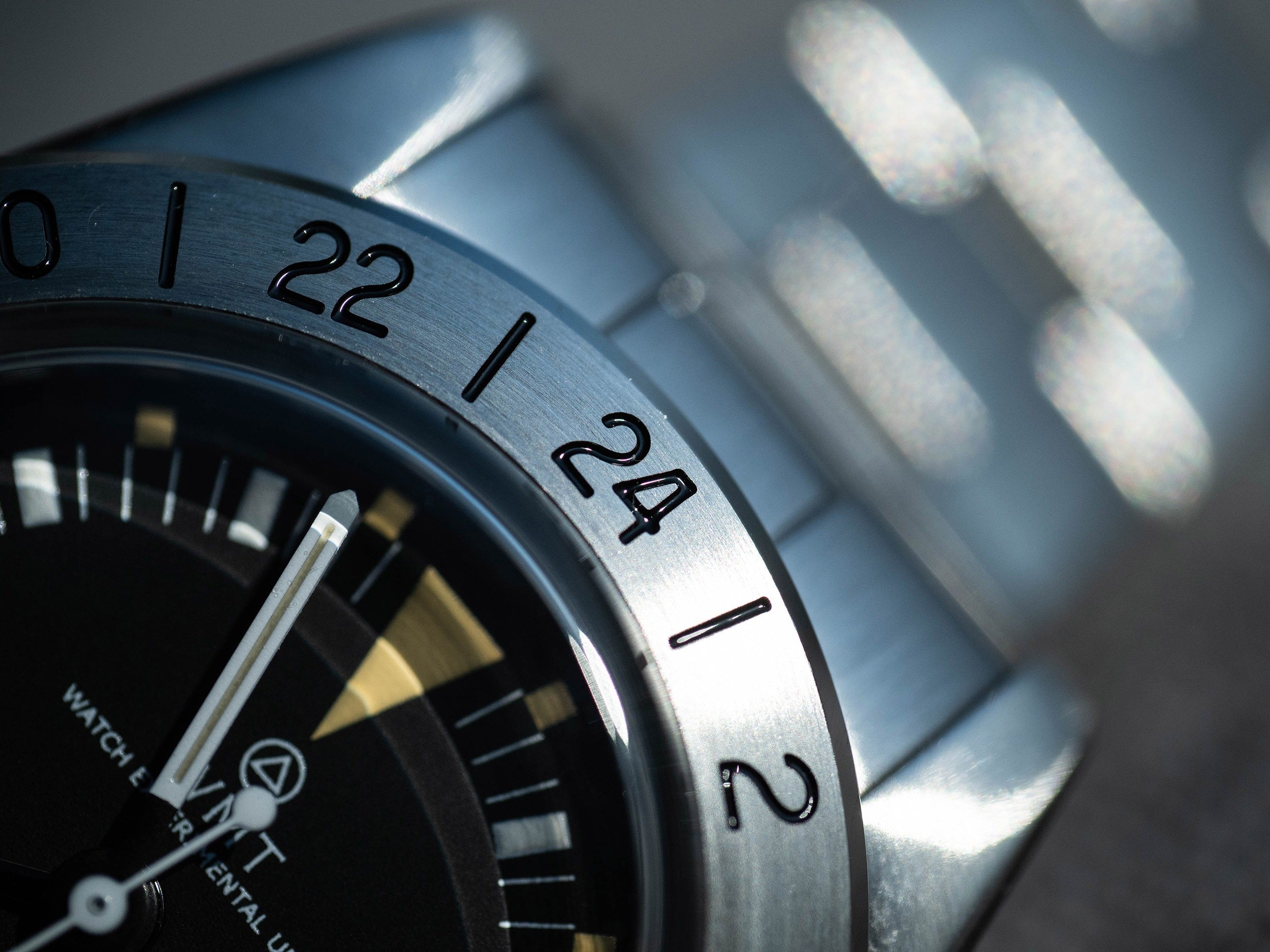 EMBER MKII - BLACK DIAL