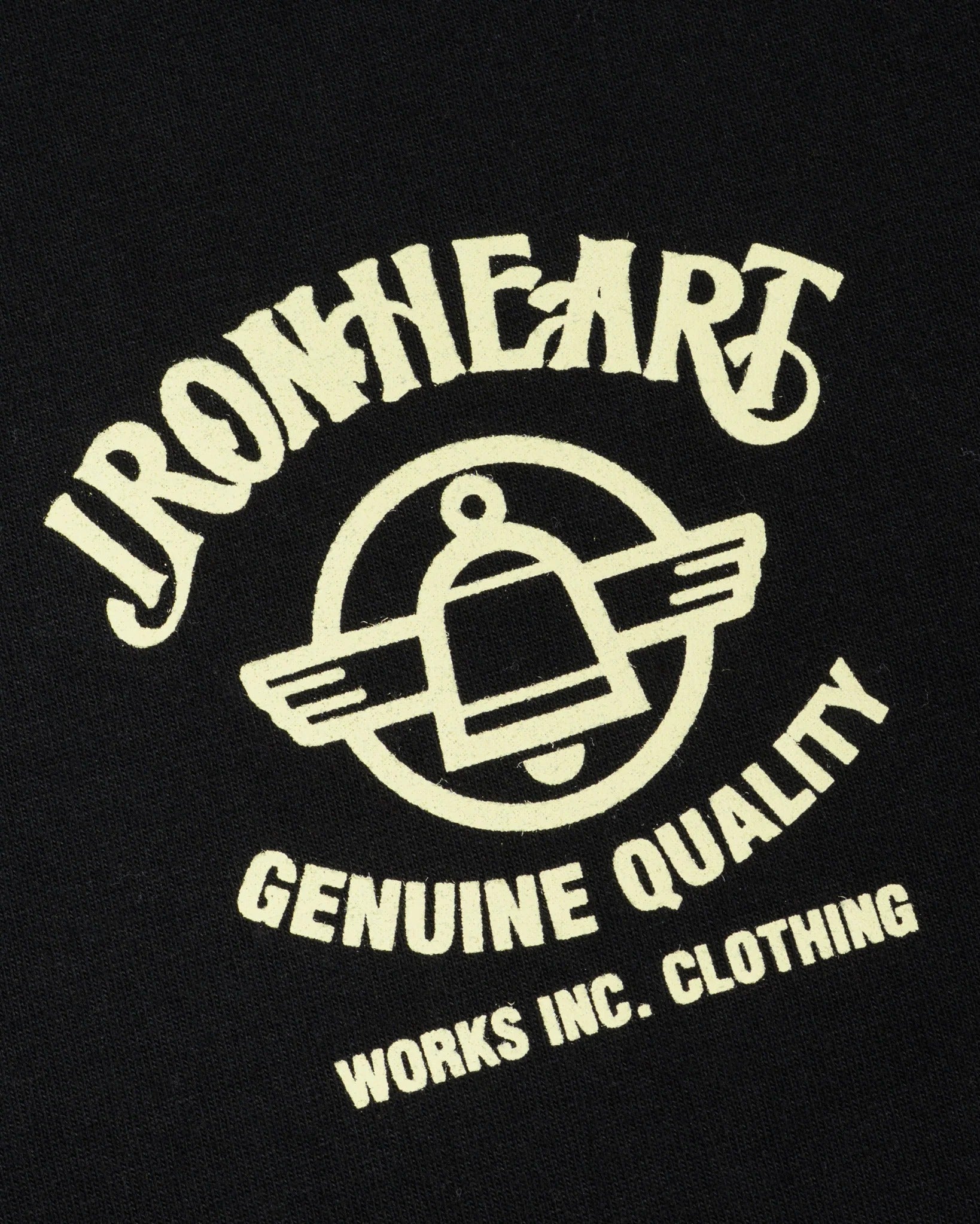 IHT-2603-BLK 7.5OZ PRINTED LOOPWHEEL CREW NECK T-SHIRT - BLACK